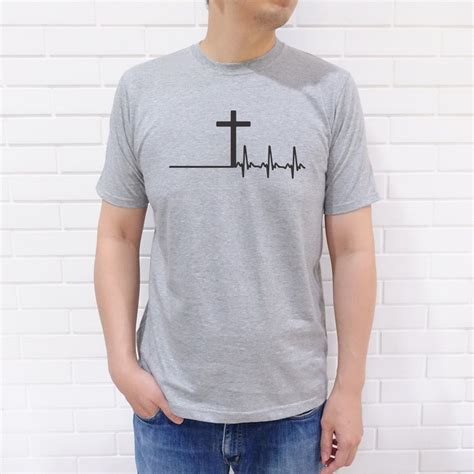 Desain Kaos Salib yang Keren dan Bermakna - Terbaru 2021(Translation: Cool and Meaningful Cross T-shirt Design - Latest 2021)